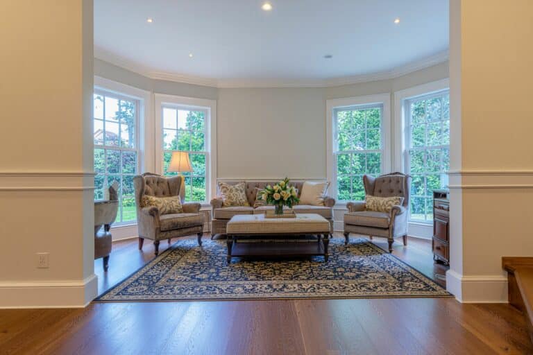 atypical bay windows in a large living room